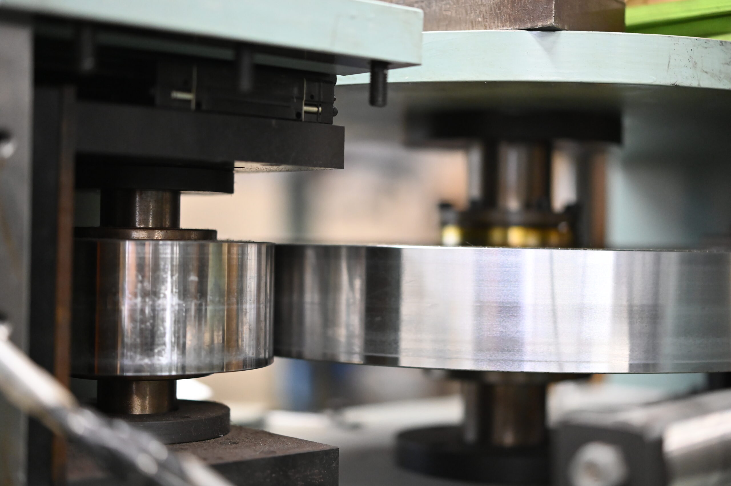 超小ロット・超短納期での刃材提供